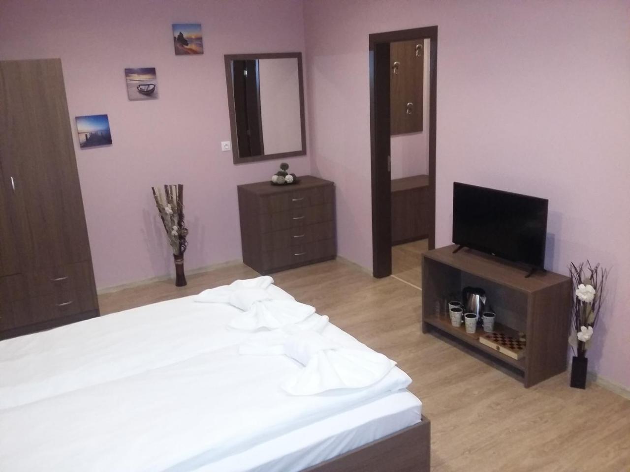 Guest House Ideal ساباريفا بانيا المظهر الخارجي الصورة